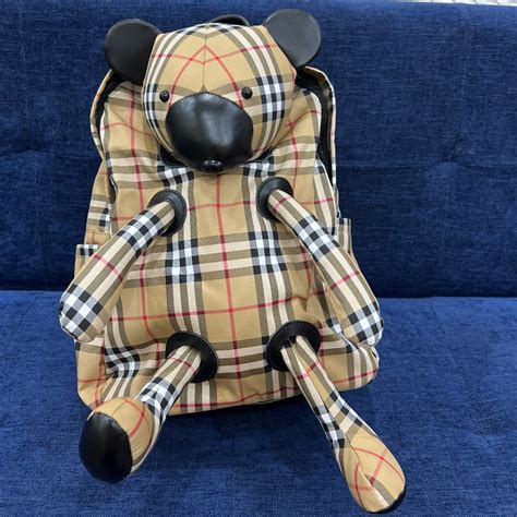 hãng thời trang burberry